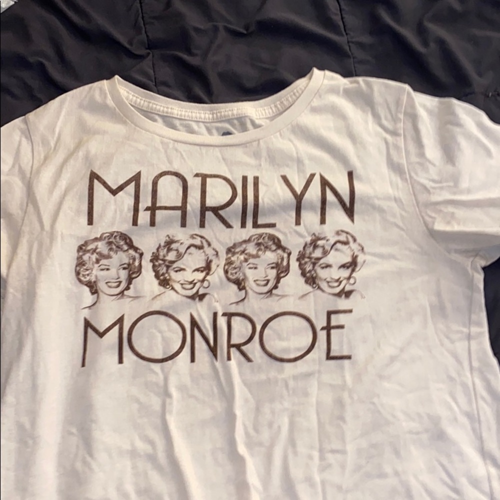 Cute short sleeve shirt